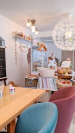 モモカフェ 店内